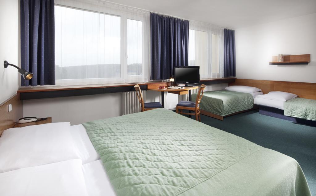 Hotel Areal Repy Prag